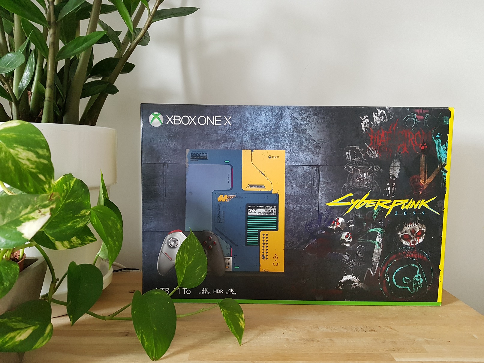 Unboxing : la Xbox One X Cyberpunk 2077 est disponible (photos maison)